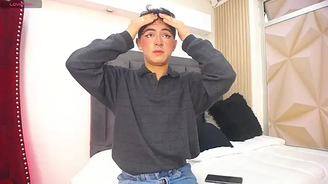 Cristopher Wild online show from March 15, 2026, 9:21 pm