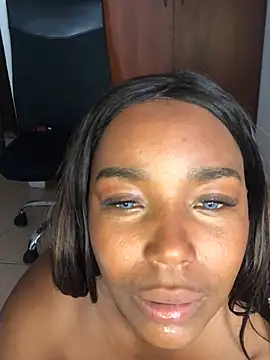 almaseductora online show from March 28, 2026, 10:20 pm