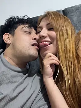 Lia Sterling online show from April 7, 2026, 3:29 am