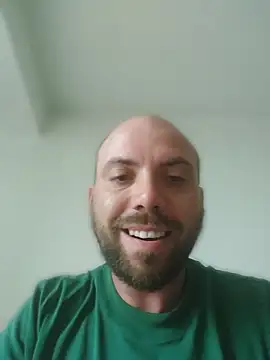 Snapshot of experiencelove chatting on August 2, 2026, 10:19 pm experiencelove online show from August 2, 2026, 10:19 pm