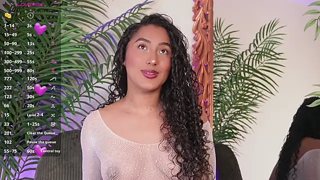 Snapshot of SoyJuliana_19 chatting on June 22, 2026, 12:46 pm SoyJuliana 19 online show from June 22, 2026, 12:46 pm