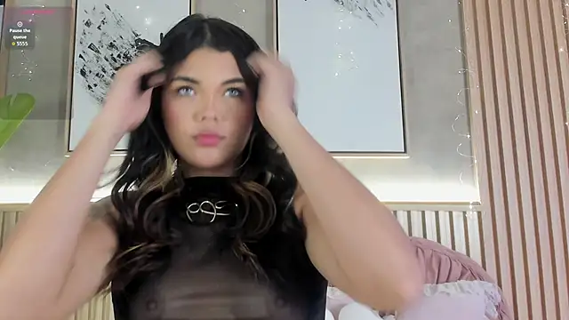 Mia Rosalie online show from April 30, 2026, 6:58 pm