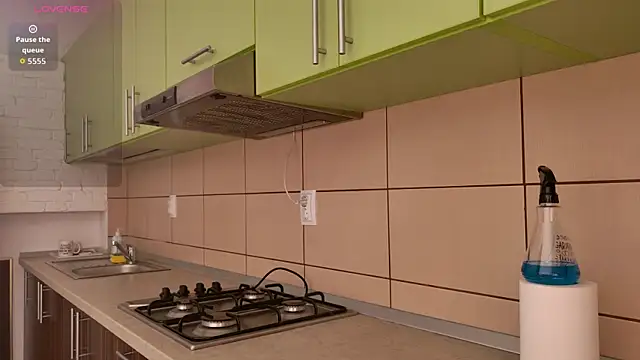 AshleyVance online show from April 8, 2026, 8:20 pm