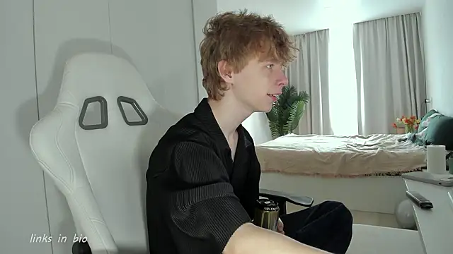 Wawesuc online show from March 19, 2026, 3:54 am