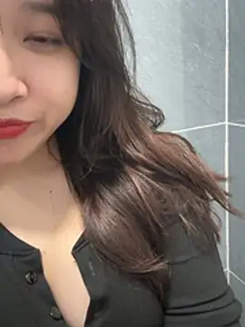 Beautiful roses online show from March 11, 2026, 11:16 am