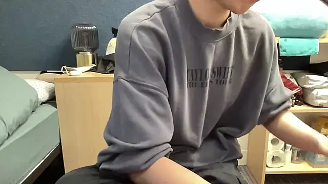 hoppyhops online show from March 15, 2026, 4:35 pm