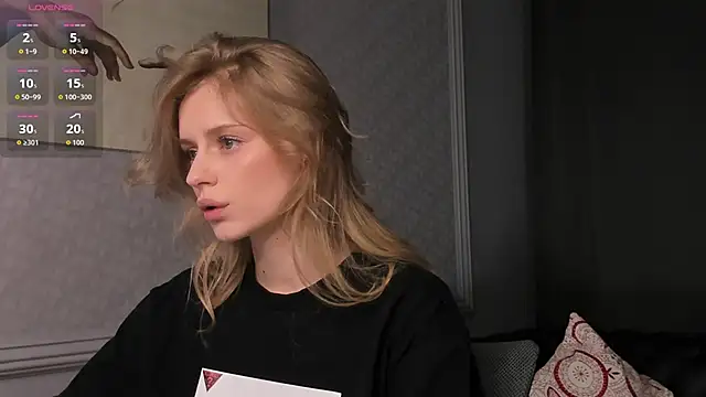 Snapshot of Mickey_Milk chatting on May 4, 2026, 6:37 pm Mickey Milk online show from May 4, 2026, 6:37 pm