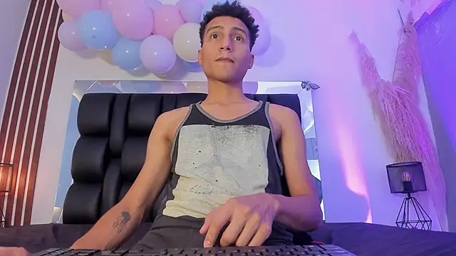 choco dick  online show from April 6, 2026, 7:48 pm