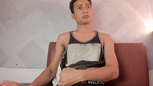 Snapshot of choco_dick_ chatting on April 28, 2026, 7:30 pm choco dick online show from April 28, 2026, 7:30 pm