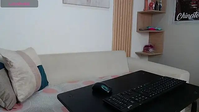 Snapshot of queen_adhara chatting on July 25, 2026, 2:03 pm queen adhara online show from July 25, 2026, 2:03 pm