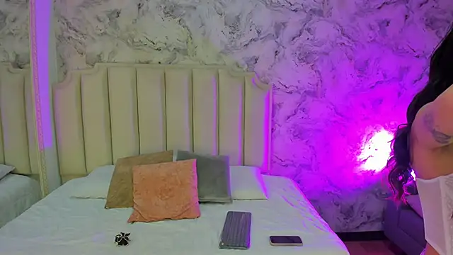 Tamara Ferrer online show from March 31, 2026, 11:21 am