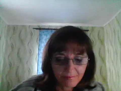 Alisaprice077 online show from March 17, 2026, 11:13 am