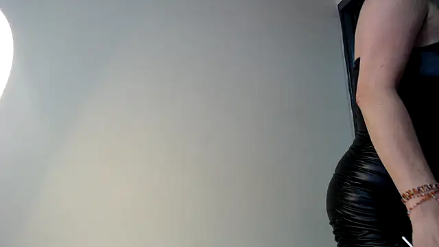 SammyAlexxandra online show from May 5, 2026, 8:17 pm