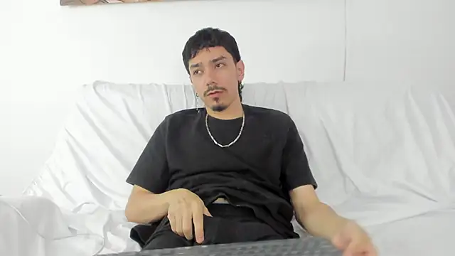 finn jackson online show from March 19, 2026, 7:40 pm