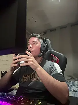 Cr1sXPorn online show from March 22, 2026, 3:21 am