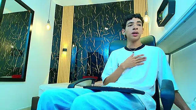 Snapshot of ValeriHot_1 chatting on April 22, 2026, 3:09 am ValeriHot 1 online show from April 22, 2026, 3:09 am