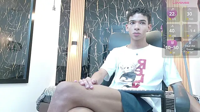 Snapshot of ValeriHot_1 chatting on May 29, 2026, 2:42 am ValeriHot 1 online show from May 29, 2026, 2:42 am