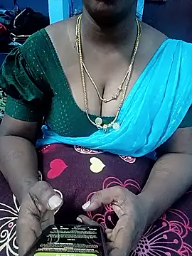 Snapshot of jothika45 chatting on May 15, 2026, 4:47 pm jothika45 online show from May 15, 2026, 4:47 pm