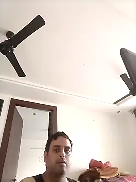 rockym1995 online show from March 19, 2026, 3:21 am