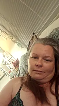 kimmiezz online show from July 11, 2026, 4:48 am