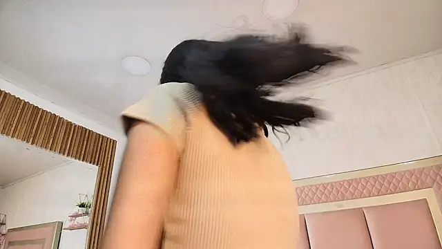 Snapshot of Madii_ chatting on May 14, 2026, 12:23 pm Madii online show from May 14, 2026, 12:23 pm