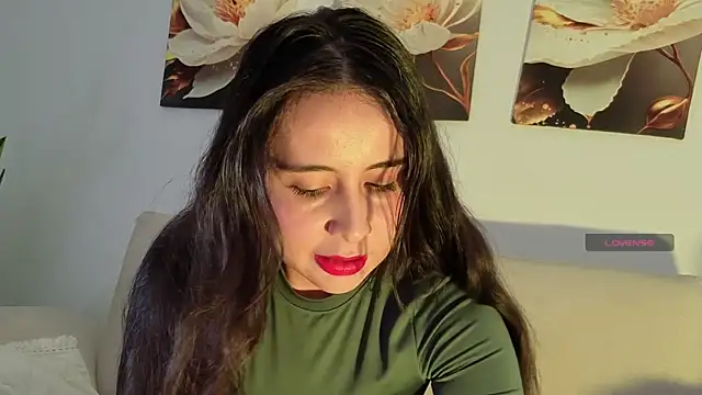 Viioletcollins online show from April 2, 2026, 2:53 am