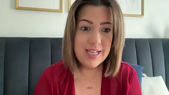 Snapshot of annabellewarick chatting on May 7, 2026, 7:25 am annabellewarick online show from May 7, 2026, 7:25 am