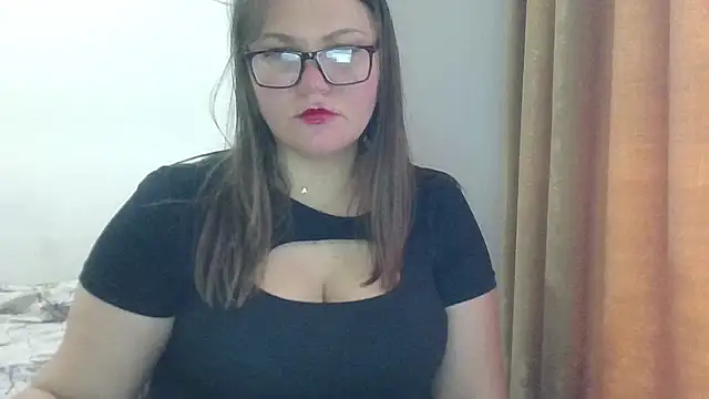 Snapshot of MuseChic_Wild chatting on April 4, 2026, 11:08 am MuseChic Wild online show from April 4, 2026, 11:08 am