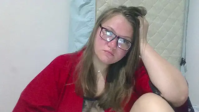 Snapshot of MuseChic_Wild chatting on April 8, 2026, 9:26 pm MuseChic Wild online show from April 8, 2026, 9:26 pm