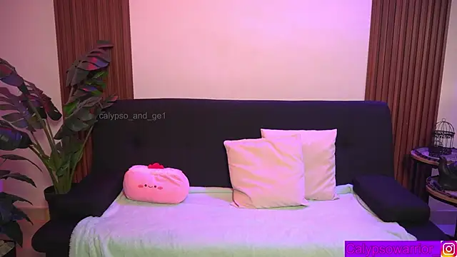 Snapshot of calypso_and_g2 chatting on June 18, 2026, 1:39 am calypso and g2 online show from June 18, 2026, 1:39 am