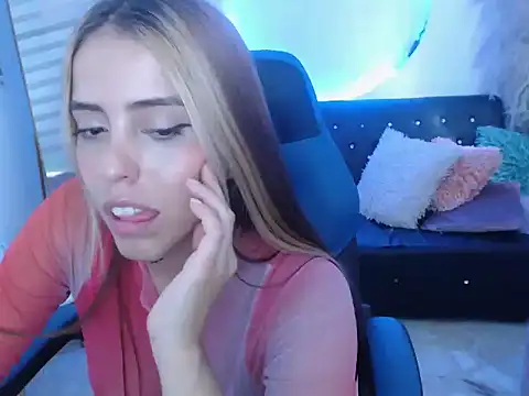 ariah cute online show from March 31, 2026, 7:03 pm