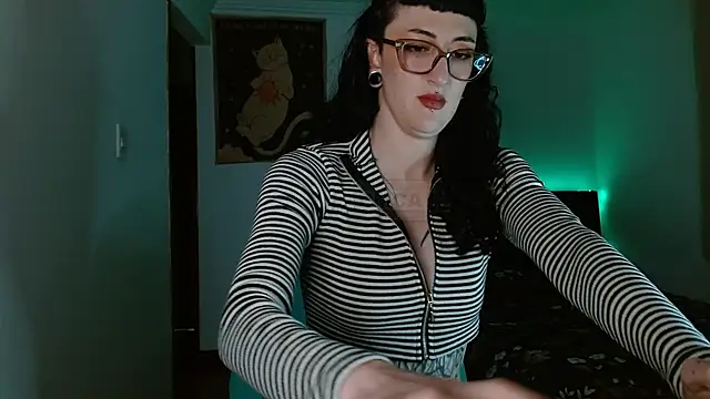 VelvetVal  online show from April 11, 2026, 2:27 am