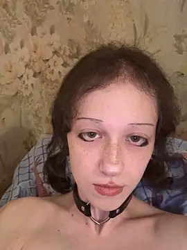 Snapshot of AmanitaXXX69 chatting on April 16, 2026, 7:42 am AmanitaXXX69 online show from April 16, 2026, 7:42 am