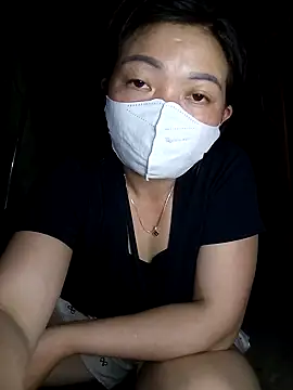 Bling-pusy online show from March 24, 2026, 12:21 pm