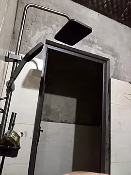 Yellow-pink online show from April 4, 2026, 1:52 pm