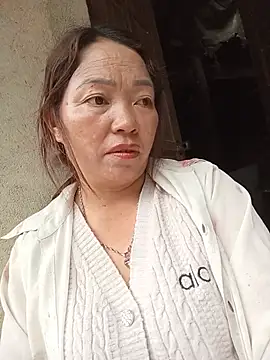 Snapshot of Yellow-pink chatting on June 27, 2026, 11:15 am Yellow-pink online show from June 27, 2026, 11:15 am