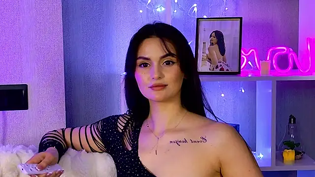 MilaaSweety online show from April 2, 2026, 2:37 pm