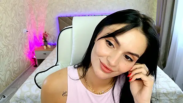 Snapshot of MilaaSweety chatting on July 2, 2026, 1:06 pm MilaaSweety online show from July 2, 2026, 1:06 pm