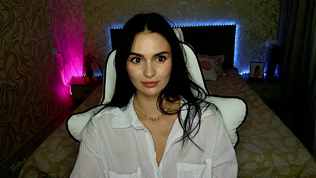 Snapshot of MilaaSweety chatting on July 4, 2026, 9:10 pm MilaaSweety online show from July 4, 2026, 9:10 pm