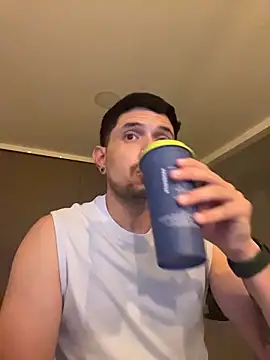 TroyeSavage online show from March 20, 2026, 11:42 pm