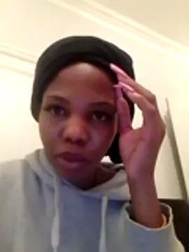 Snapshot of Redbatass chatting on March 12, 2026, 8:04 pm Redbatass online show from March 12, 2026, 8:04 pm