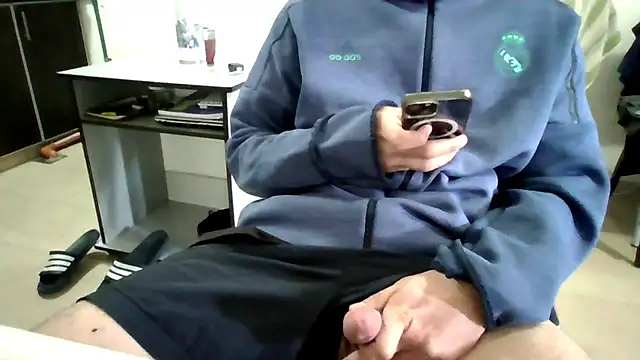 Morboxxxoo online show from April 27, 2026, 3:32 pm