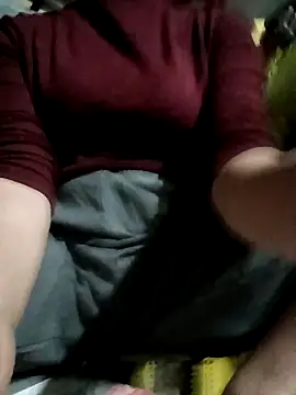 Snapshot of Rosie-LoveU chatting on March 16, 2026, 9:46 am Rosie-LoveU online show from March 16, 2026, 9:46 am