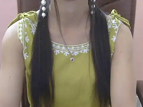 Snapshot of Lovely_Ananta chatting on April 17, 2026, 5:38 pm Lovely Ananta online show from April 17, 2026, 5:38 pm