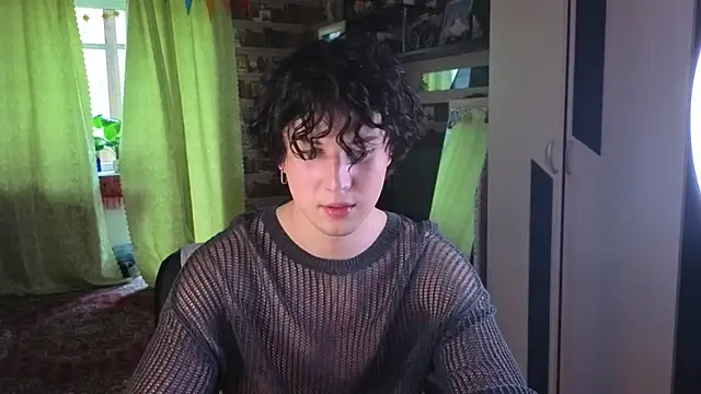 Snapshot of AdrianChill chatting on May 5, 2026, 9:28 am AdrianChill online show from May 5, 2026, 9:28 am