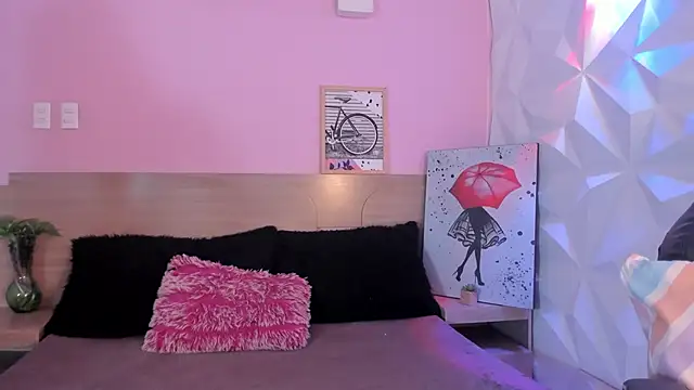 KittyVelve online show from May 20, 2026, 12:55 pm