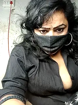 Delhi Patola online show from April 16, 2026, 9:39 pm