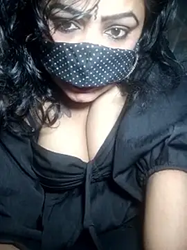 Delhi Patola online show from April 21, 2026, 1:42 am