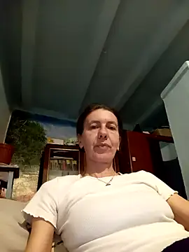 Tania9876 online show from April 24, 2026, 6:43 pm