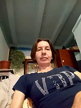 Snapshot of Tania9876 chatting on April 26, 2026, 6:49 pm Tania9876 online show from April 26, 2026, 6:49 pm